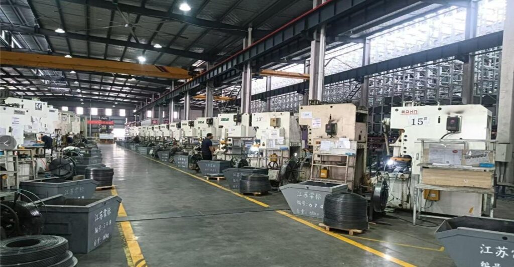 Changbiao metal stamping workshop